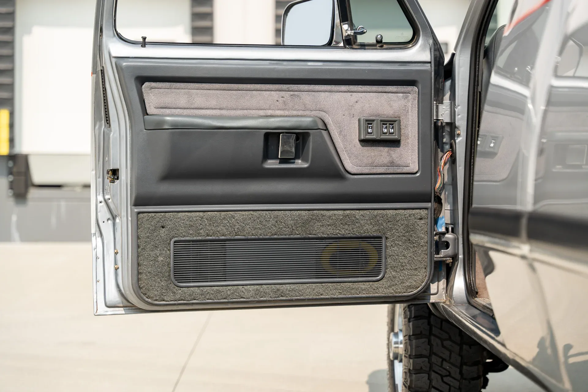 1993-dodge-d250-w250-club-cab-149-wb-4wd (27)