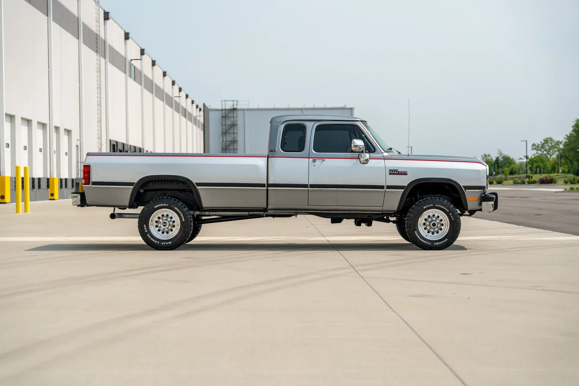 1993-dodge-d250-w250-club-cab-149-wb-4wd (4)