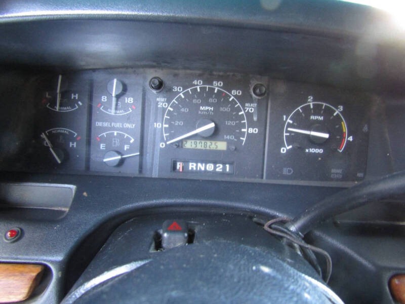 1993-ford-f-350-xlt-centurion-conversion-for-sale-11