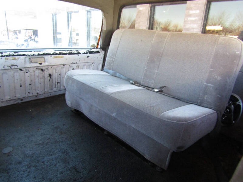 1993-ford-f-350-xlt-centurion-conversion-for-sale-18