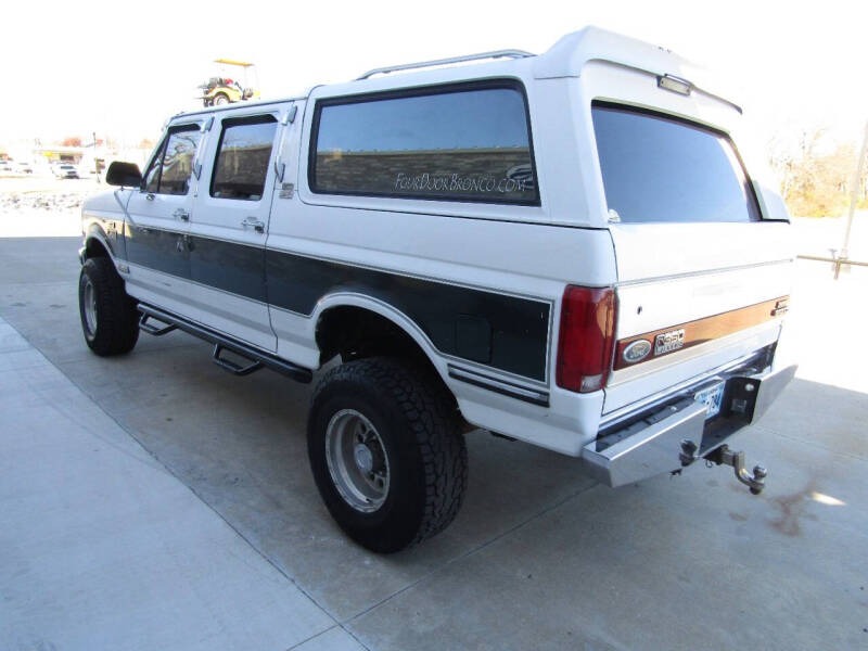 1993-ford-f-350-xlt-centurion-conversion-for-sale-4