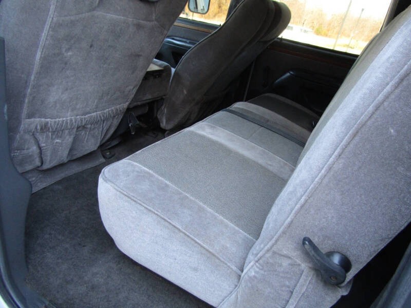 1993-ford-f-350-xlt-centurion-conversion-for-sale-9