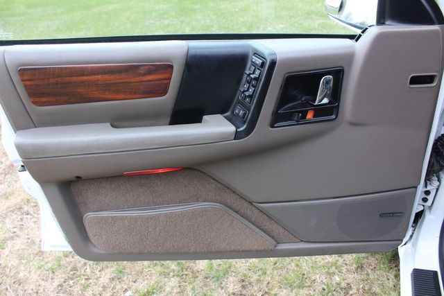 1993-jeep-grand-cherokee-limited-for-sale-29