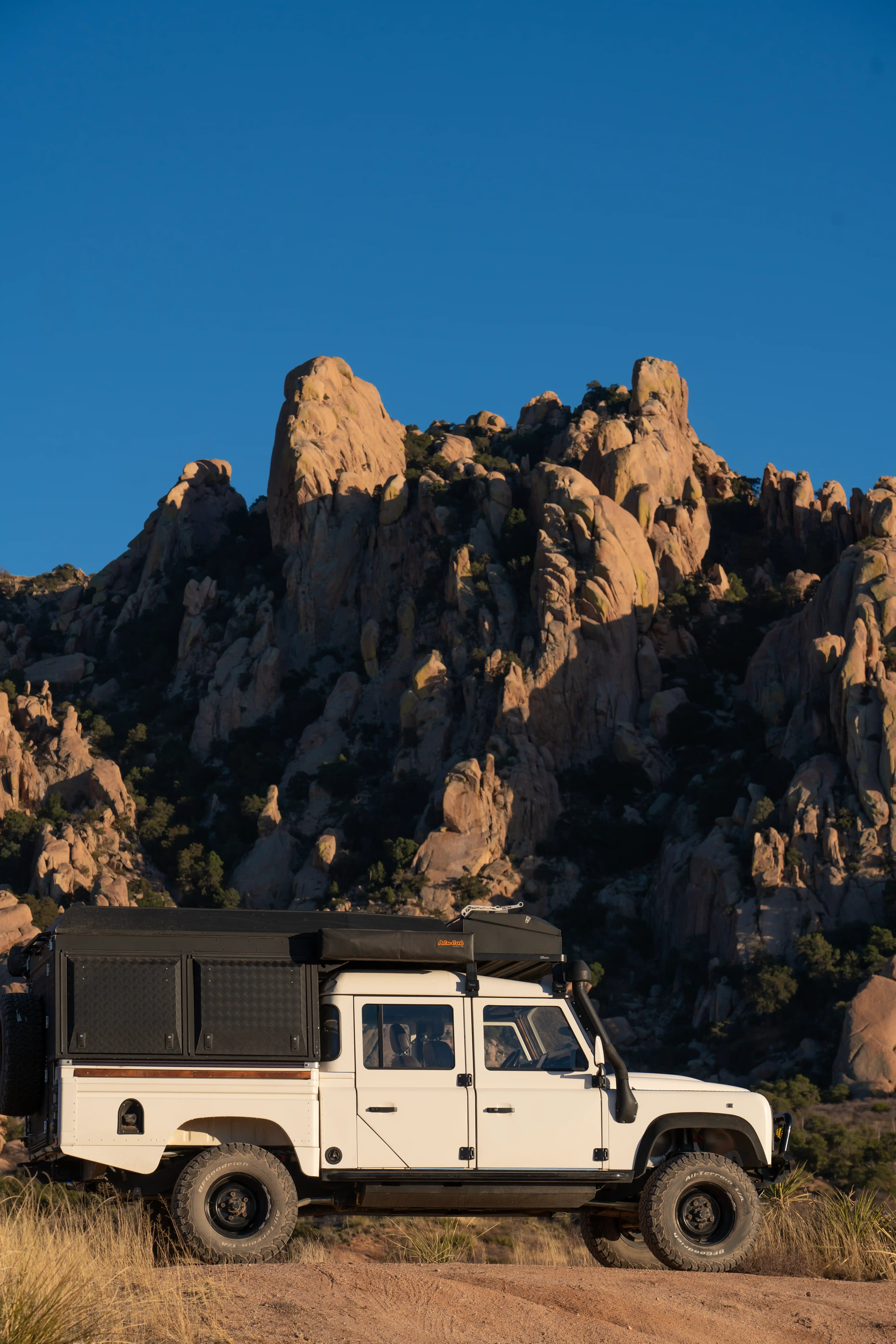 1994 Land Rover Defender 130 Overlander-3