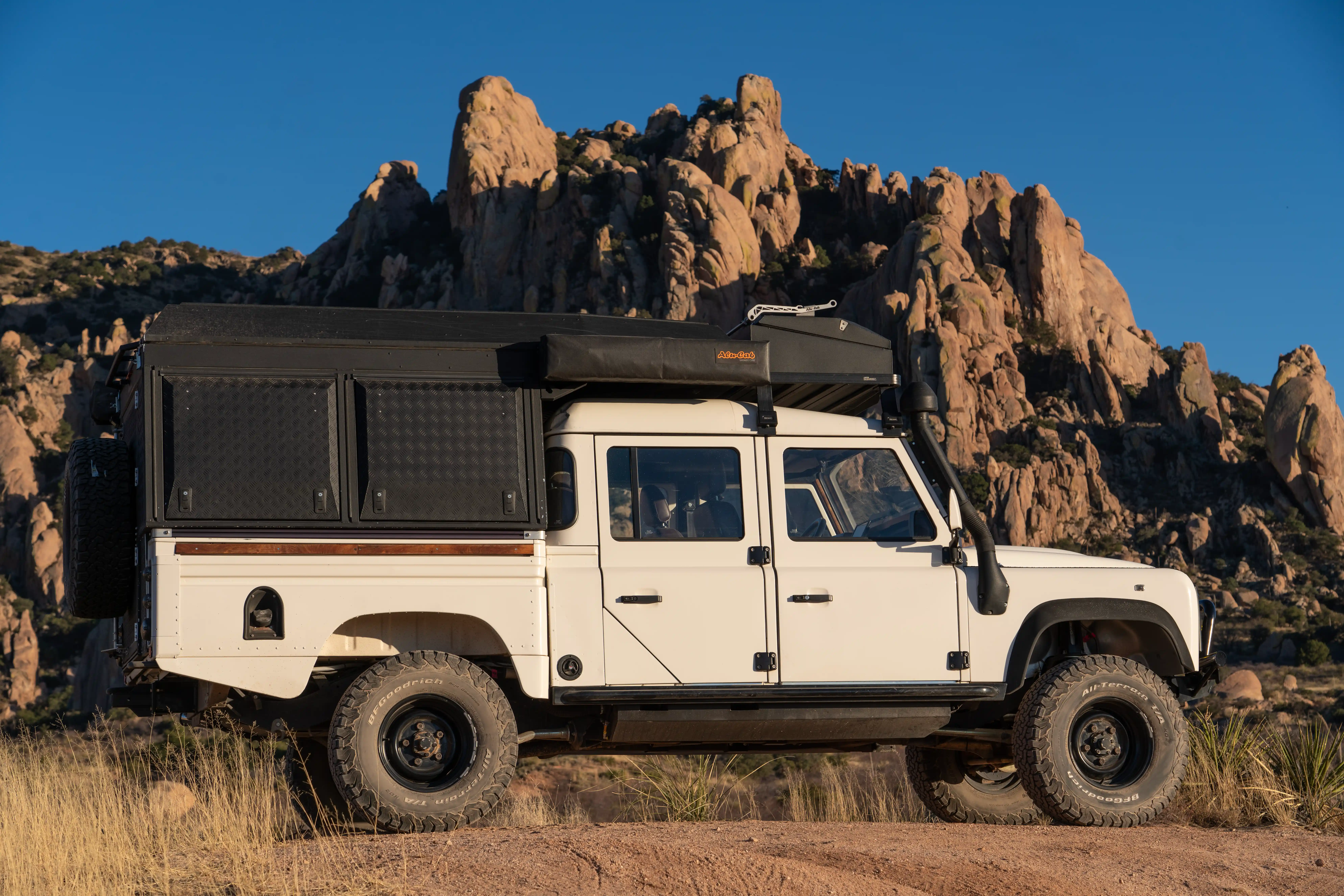 1994 Land Rover Defender 130 Overlander-4