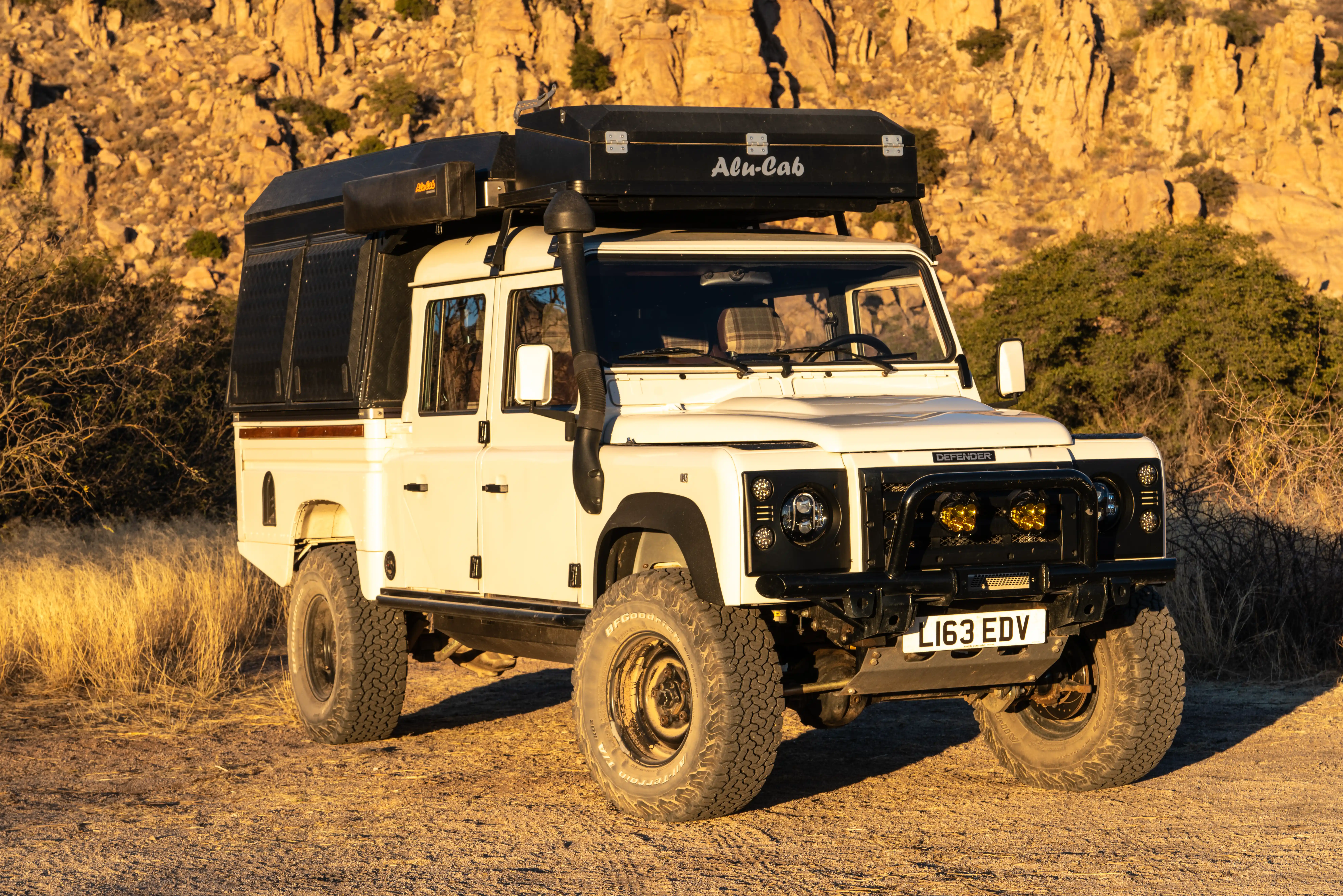 1994 Land Rover Defender 130 Overlander-6