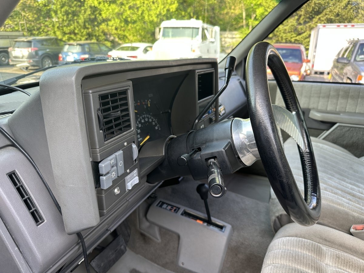 1994-chevrolet-k-1500-extended-cab-step-side-z71-off-road-4x4-28