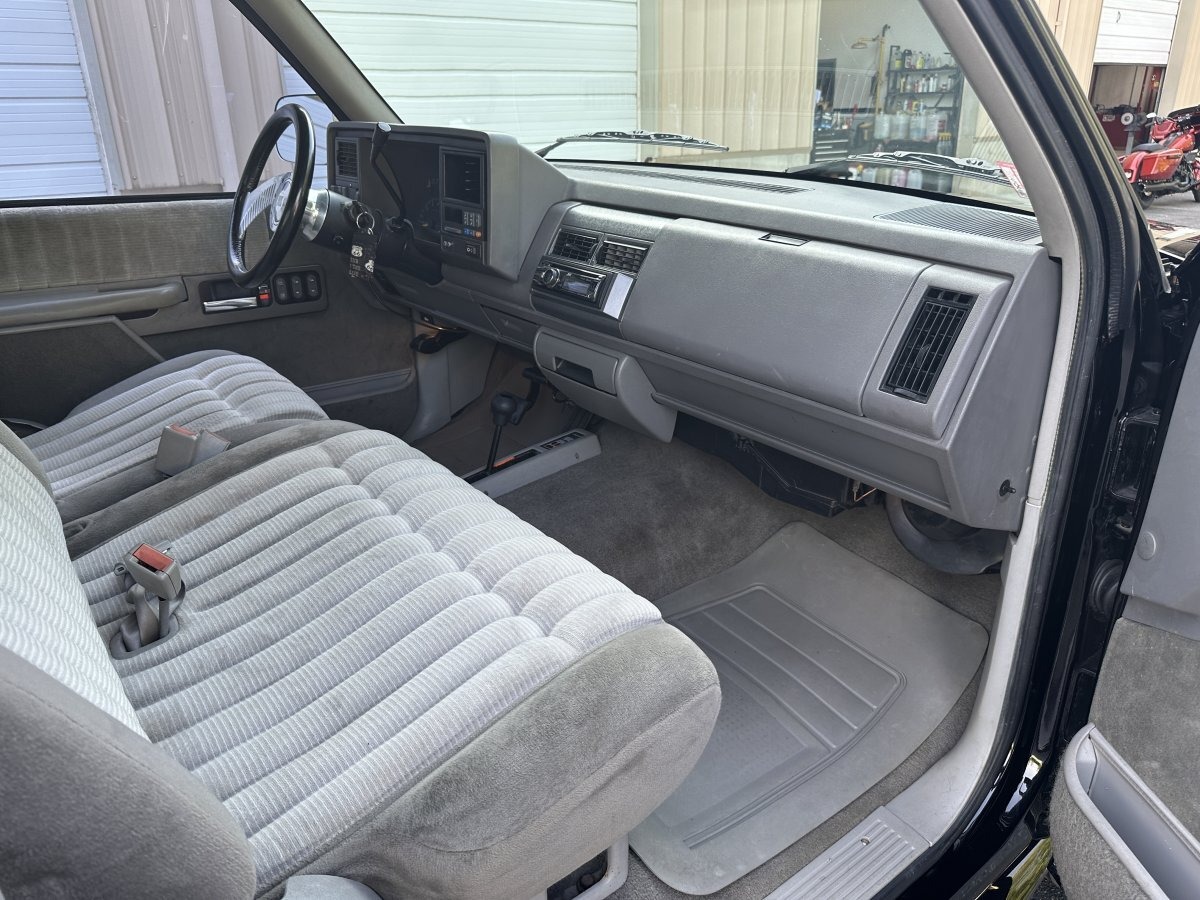 1994-chevrolet-k-1500-extended-cab-step-side-z71-off-road-4x4-47