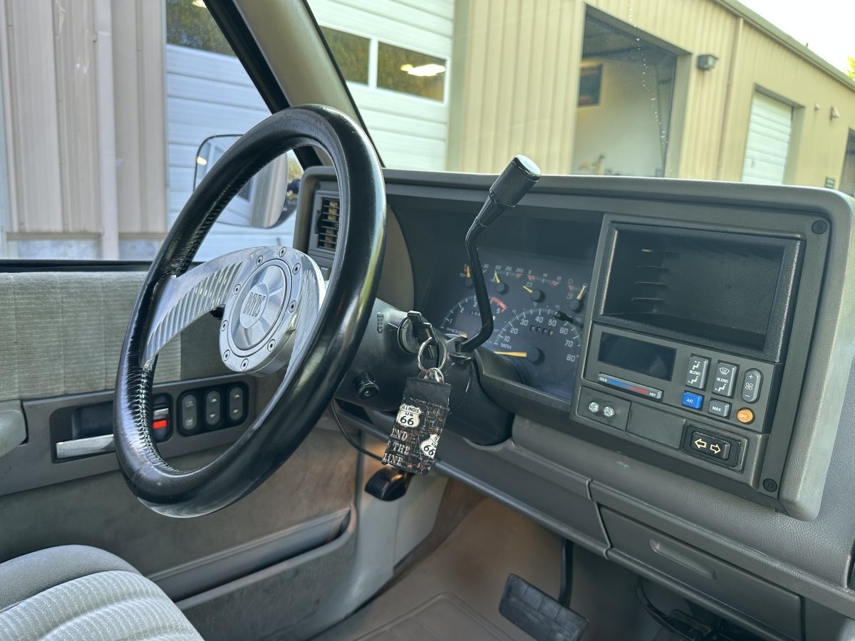 1994-chevrolet-k-1500-extended-cab-step-side-z71-off-road-4x4-51