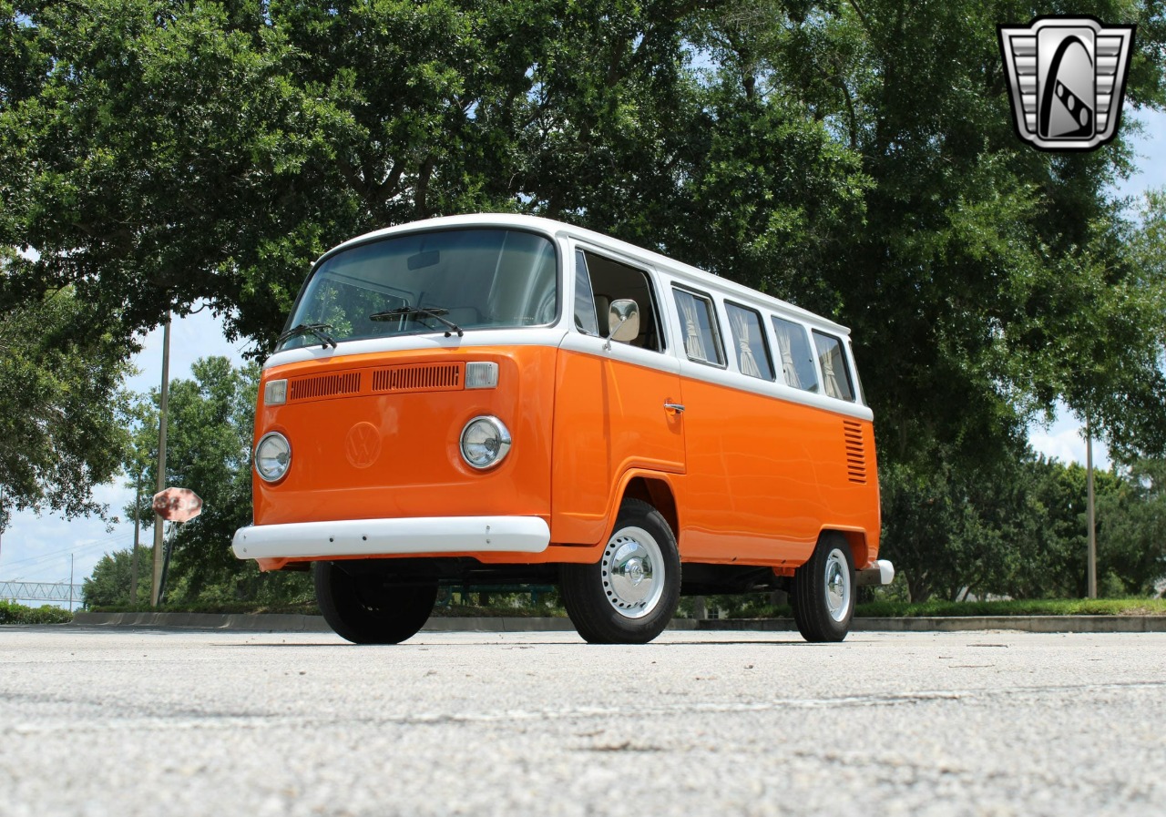 1994-volkswagen-type-2-samba-for-sale-01