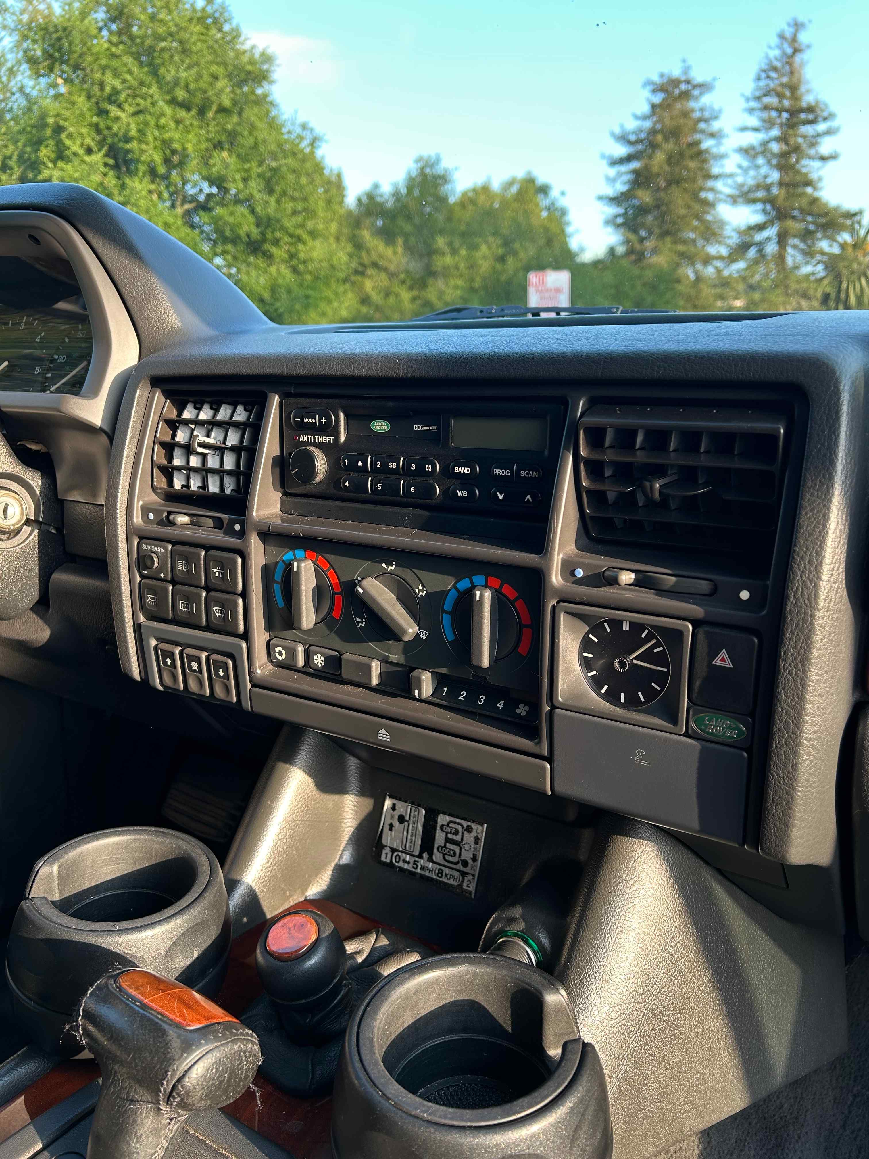 1995 Land Rover Range Rover 18 (1)