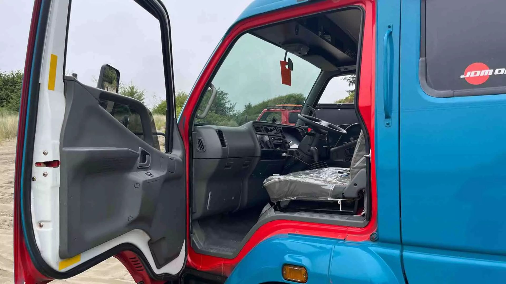 1995 MITSUBISHI CANTER DOKA-22