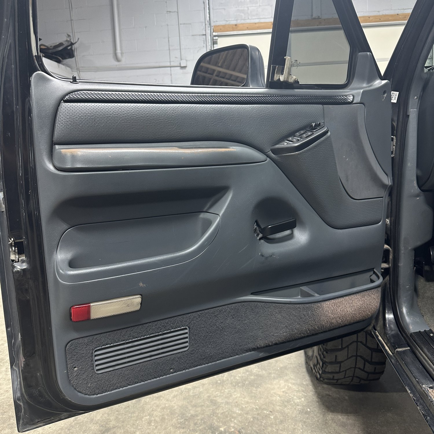 1995-ford-bronco-xlt-for-sale-elkhart-in-14