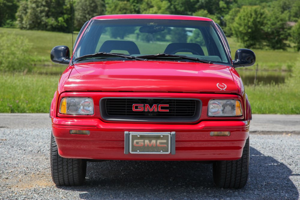 1995-gmc-sonoma-tiara-conversion-for-sale-04