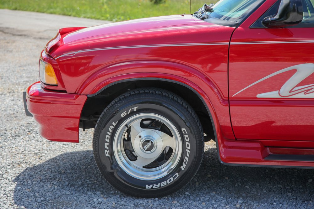 1995-gmc-sonoma-tiara-conversion-for-sale-07