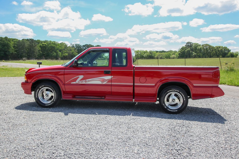 1995-gmc-sonoma-tiara-conversion-for-sale-08