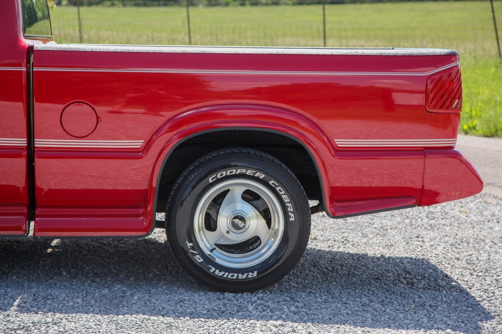 1995-gmc-sonoma-tiara-conversion-for-sale-09