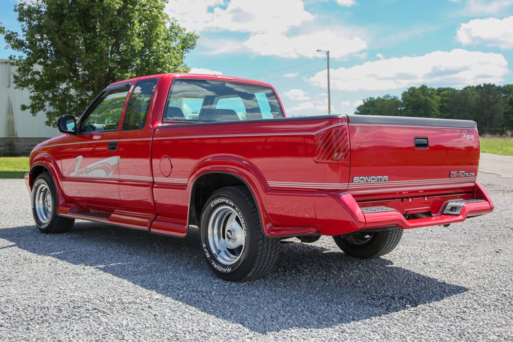 1995-gmc-sonoma-tiara-conversion-for-sale-12