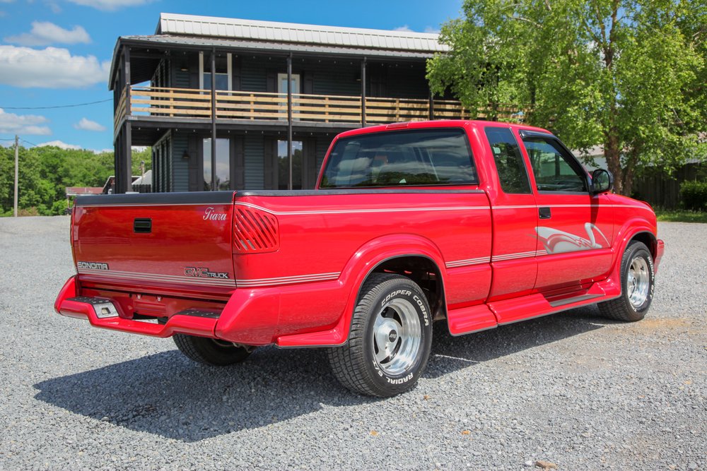 1995-gmc-sonoma-tiara-conversion-for-sale-17