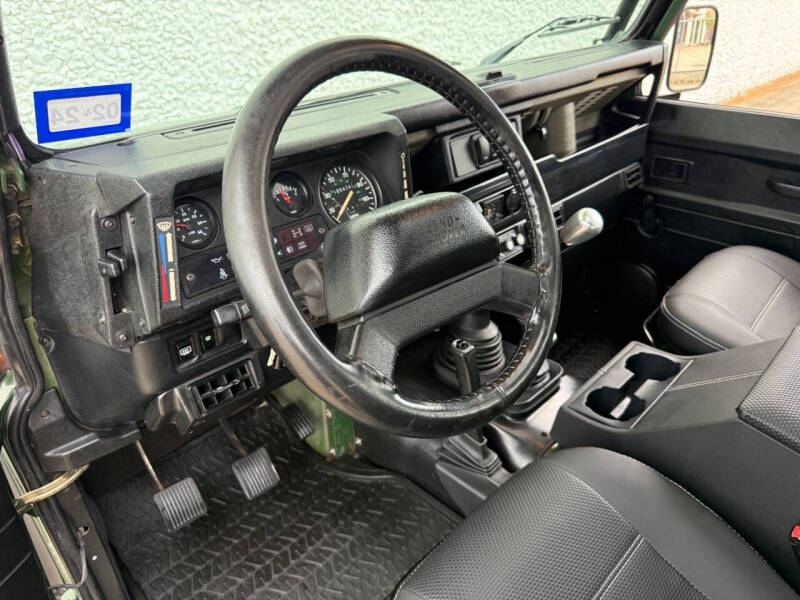1995-land-rover-defender-90-3dr-4wd-suv (17)