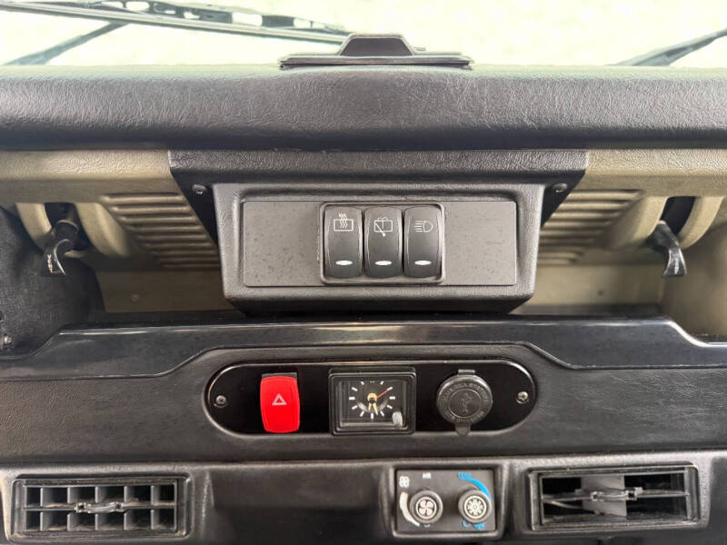 1995-land-rover-defender-90-3dr-4wd-suv (23)