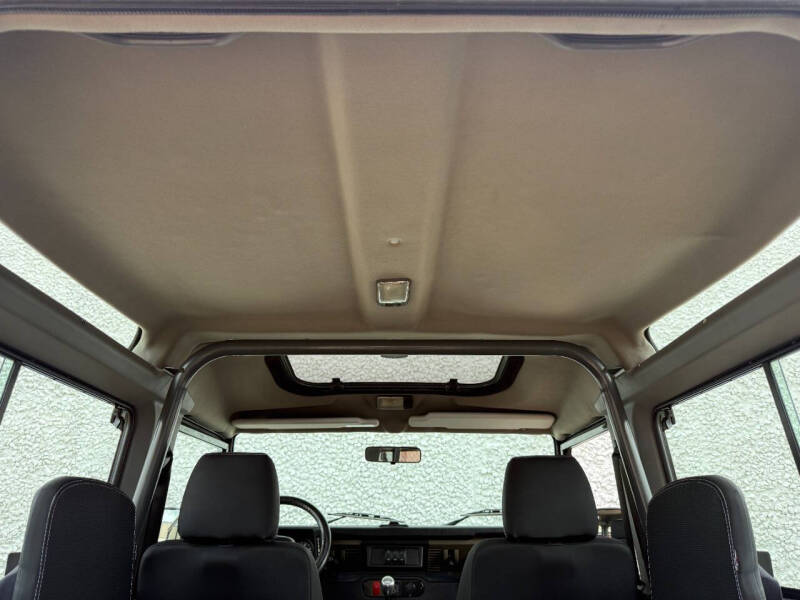 1995-land-rover-defender-90-3dr-4wd-suv (34)