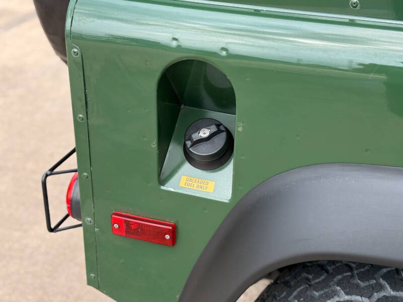 1995-land-rover-defender-90-3dr-4wd-suv (44)
