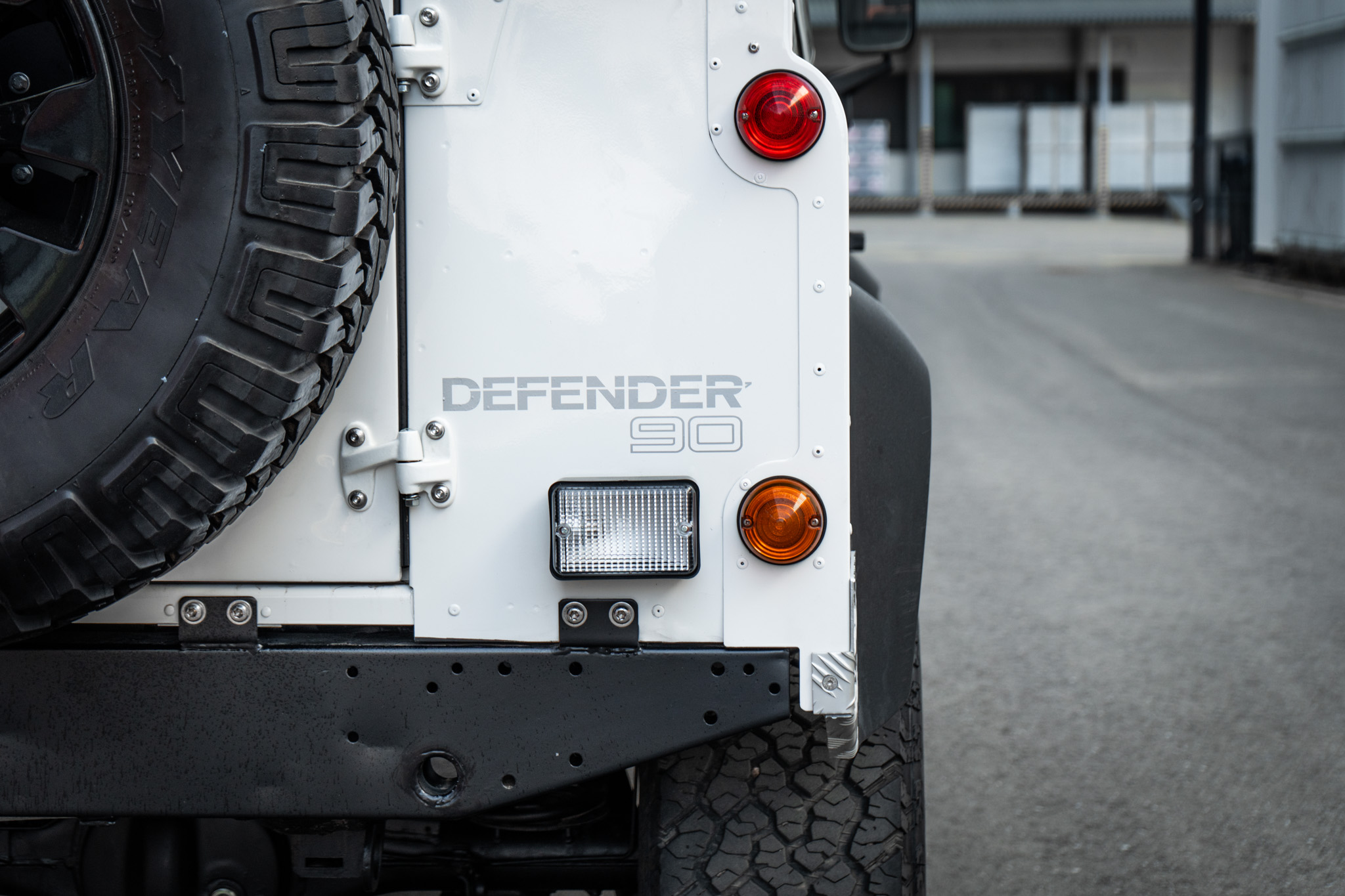 1995-land-rover-defender-90-for-sale-09