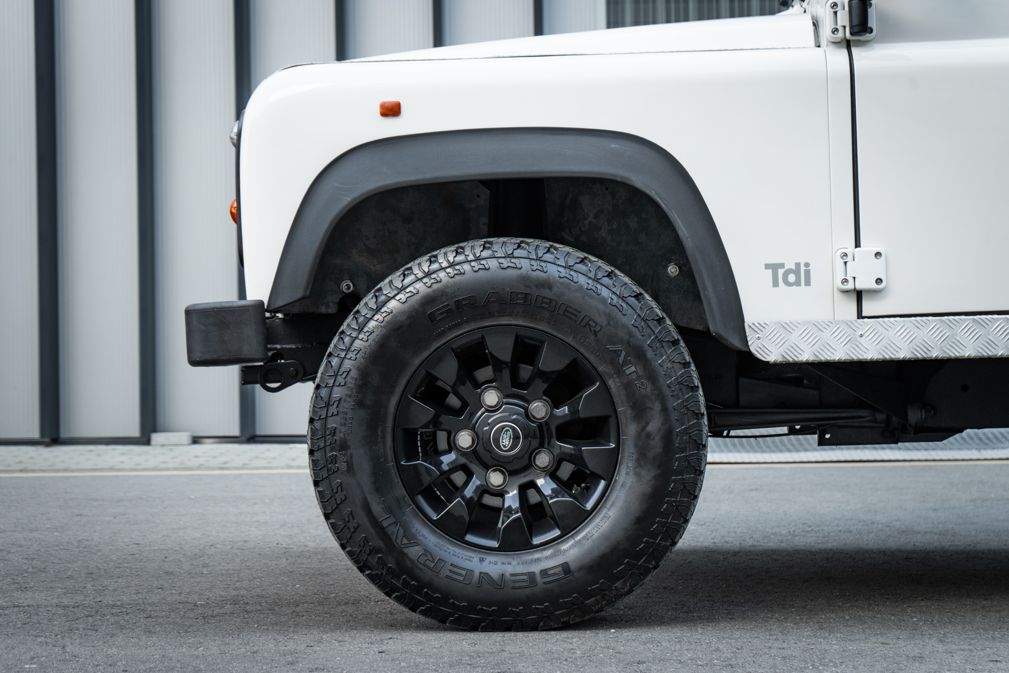 1995-land-rover-defender-90-for-sale-19