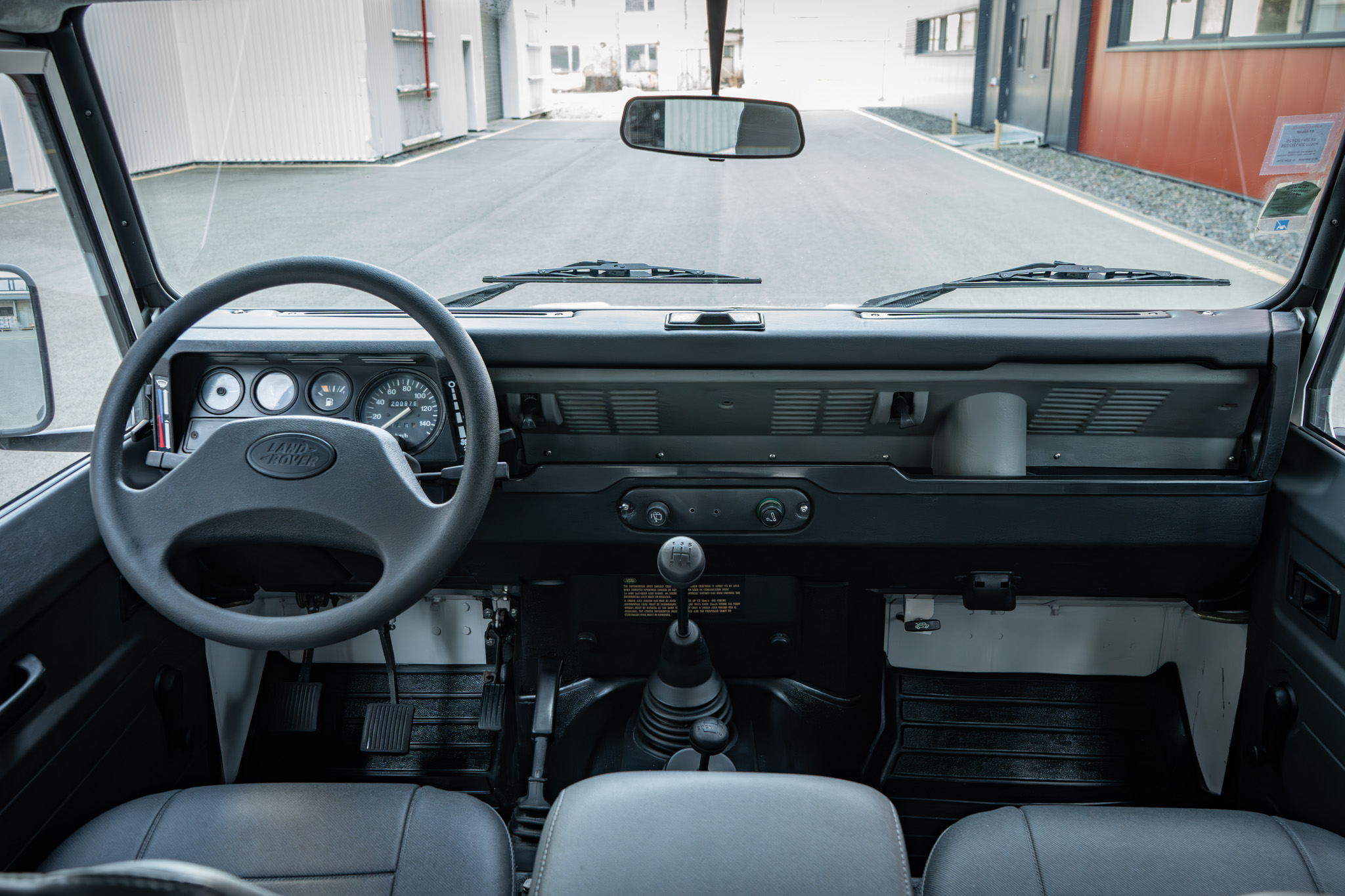 1995-land-rover-defender-90-for-sale-37