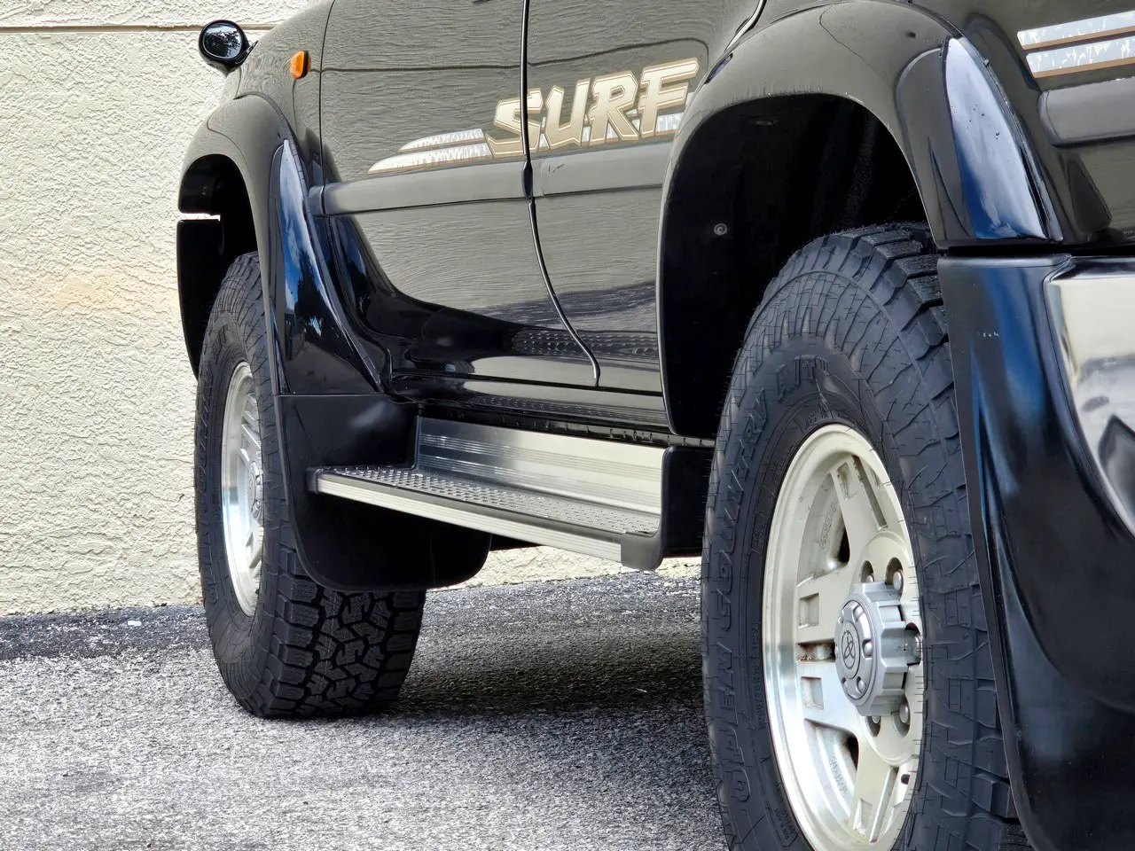 1995-toyota-hilux-surf-ssrx-sport-pack-05