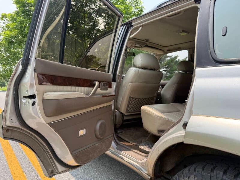 1996-lexus-lx-450-base-4dr-4wd-suv (29)
