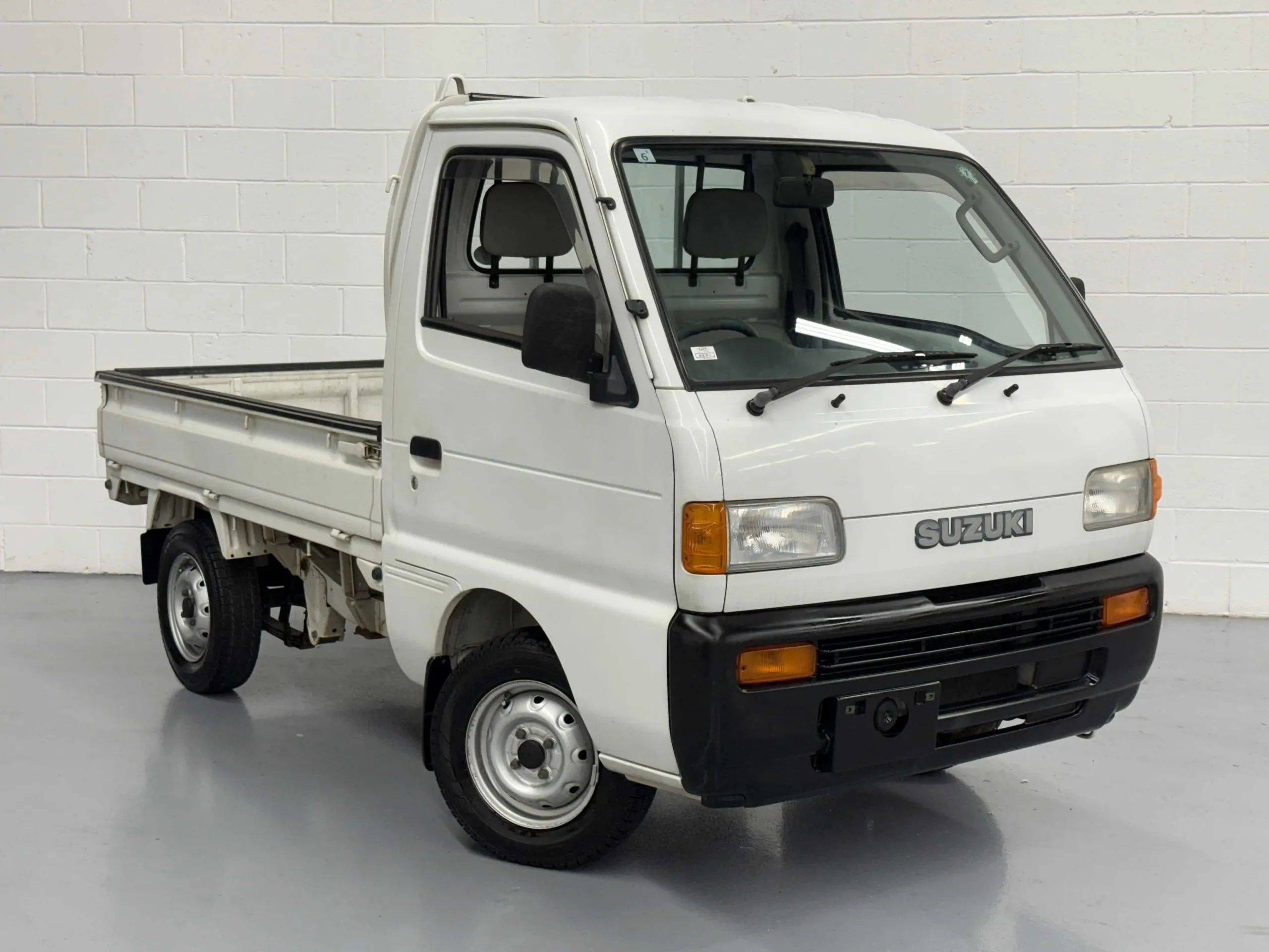 1996-suzuki-carry-4x4-for-sale-01