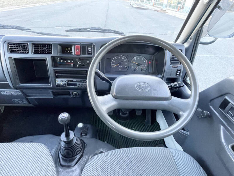 1996-toyota-toyoace (12)