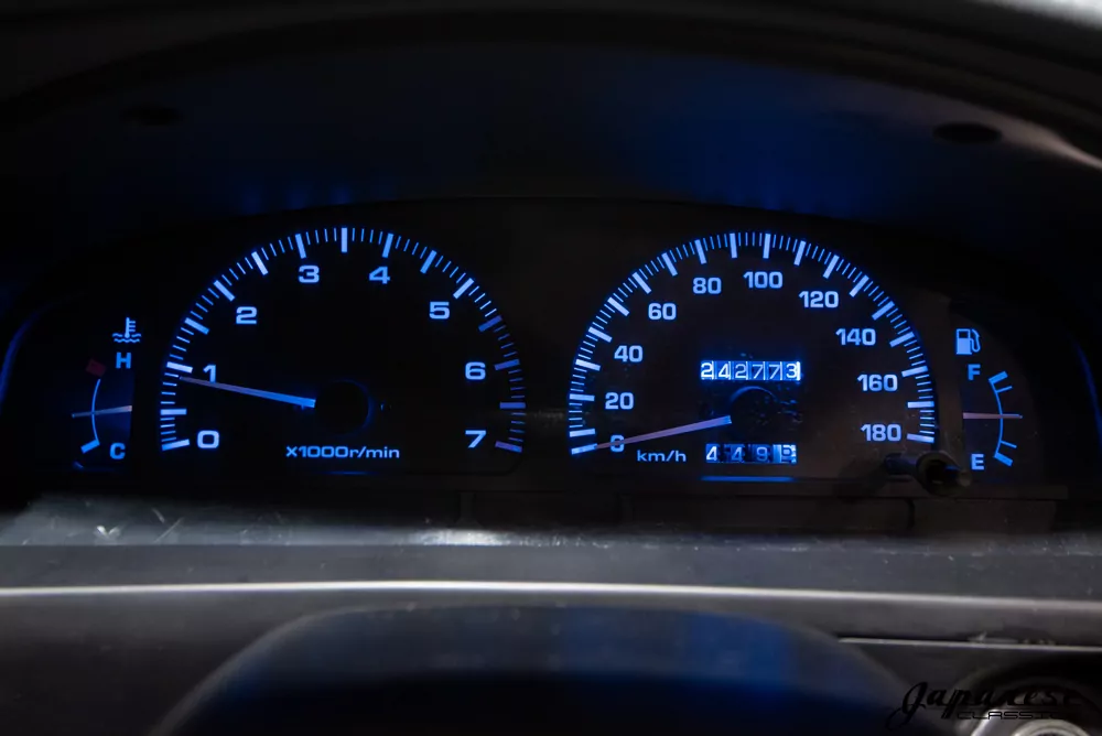 1997-hilux-surf-ssr-x-for-sale-10