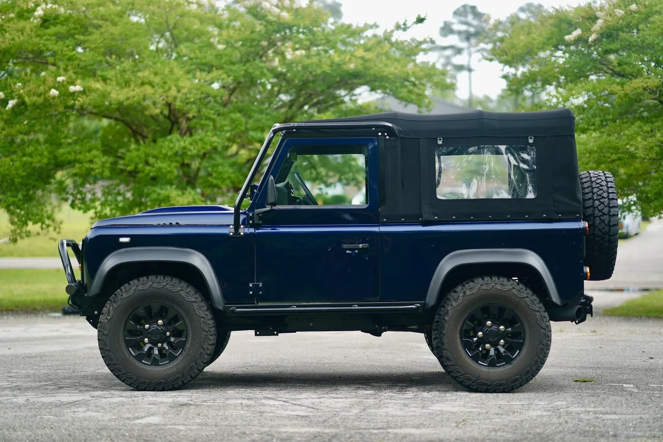 1997-land-rover-defender-90-castle-hayne-05