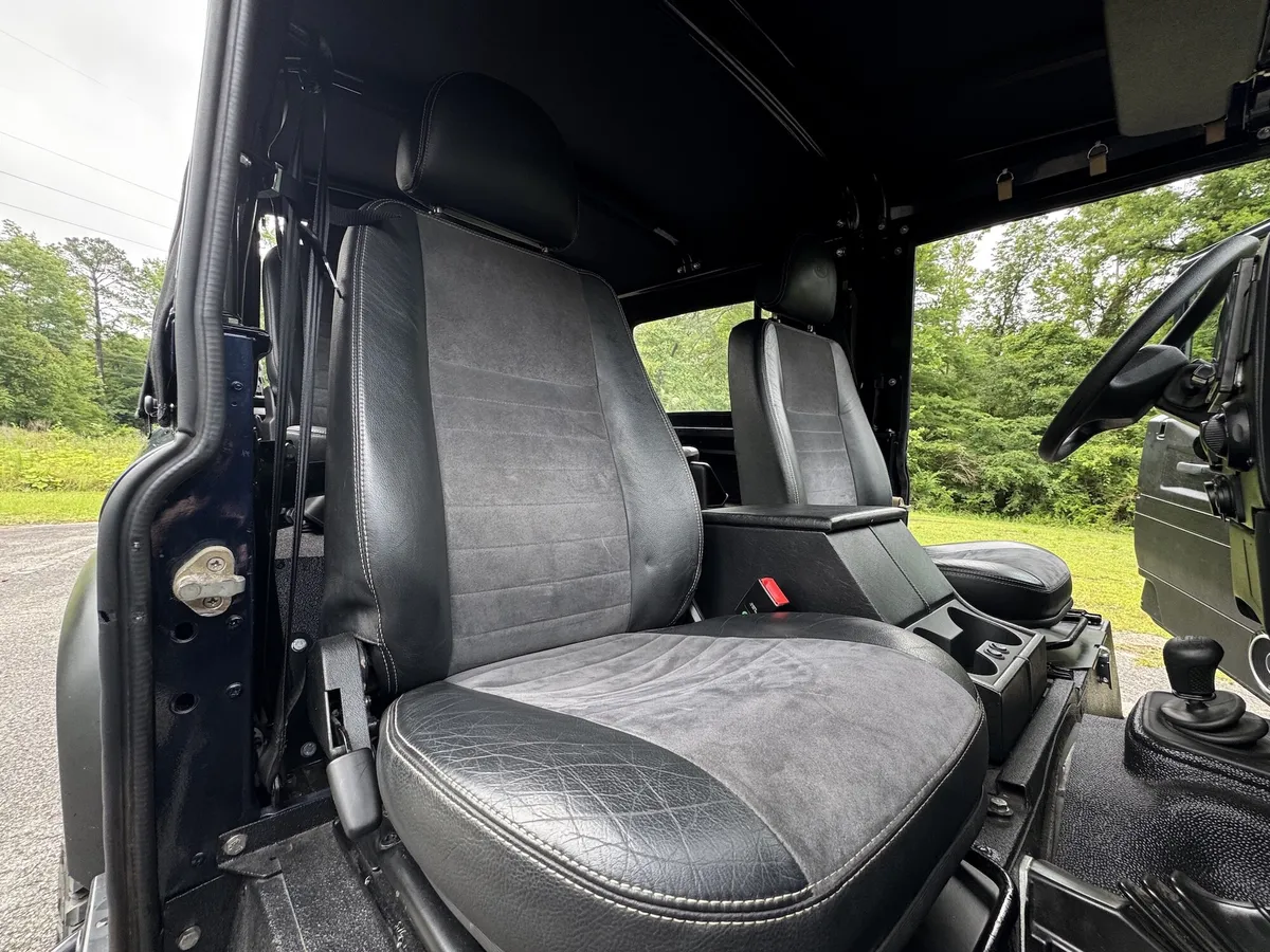 1997-land-rover-defender-90-castle-hayne-28