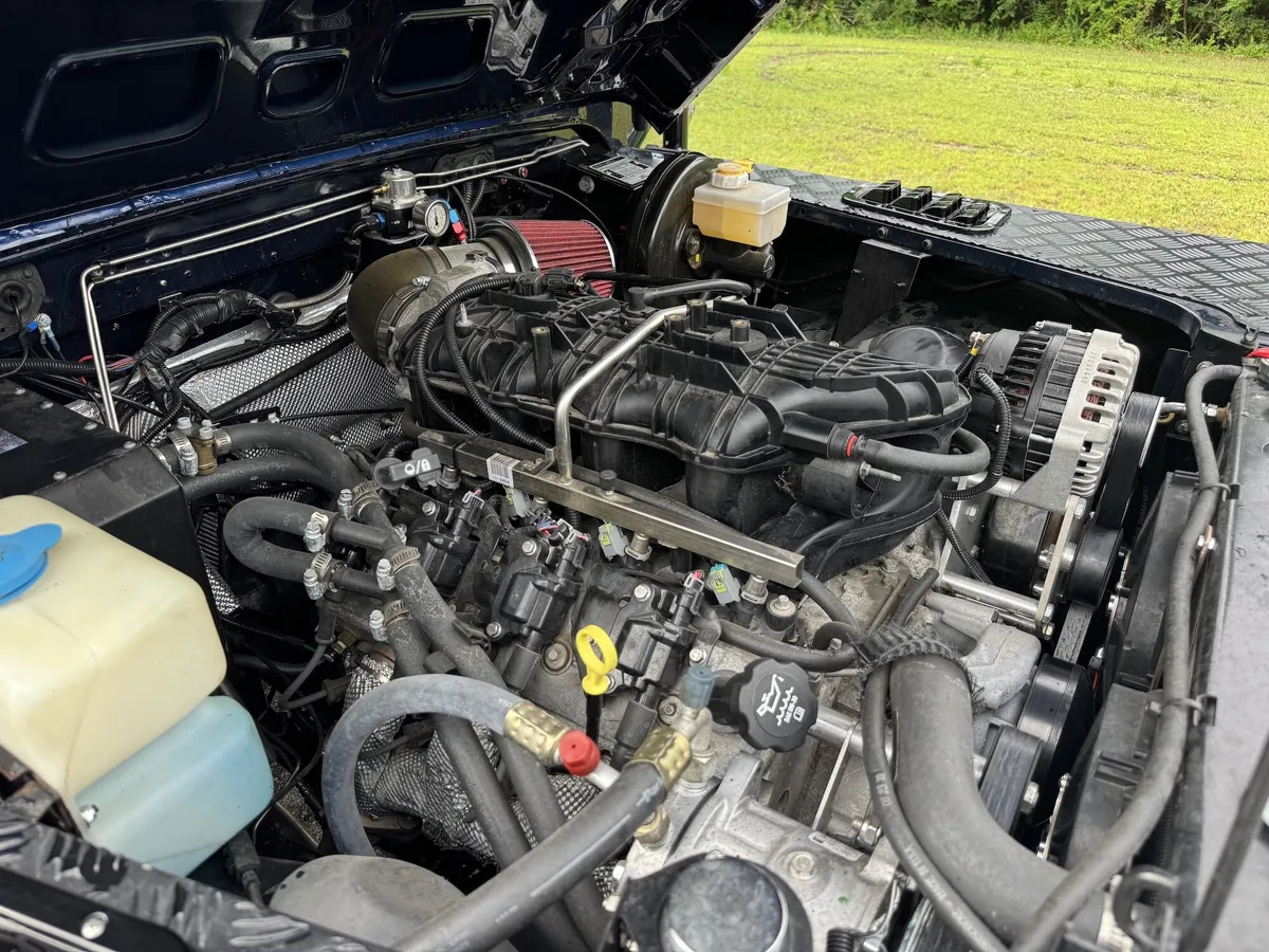 1997-land-rover-defender-90-castle-hayne-42