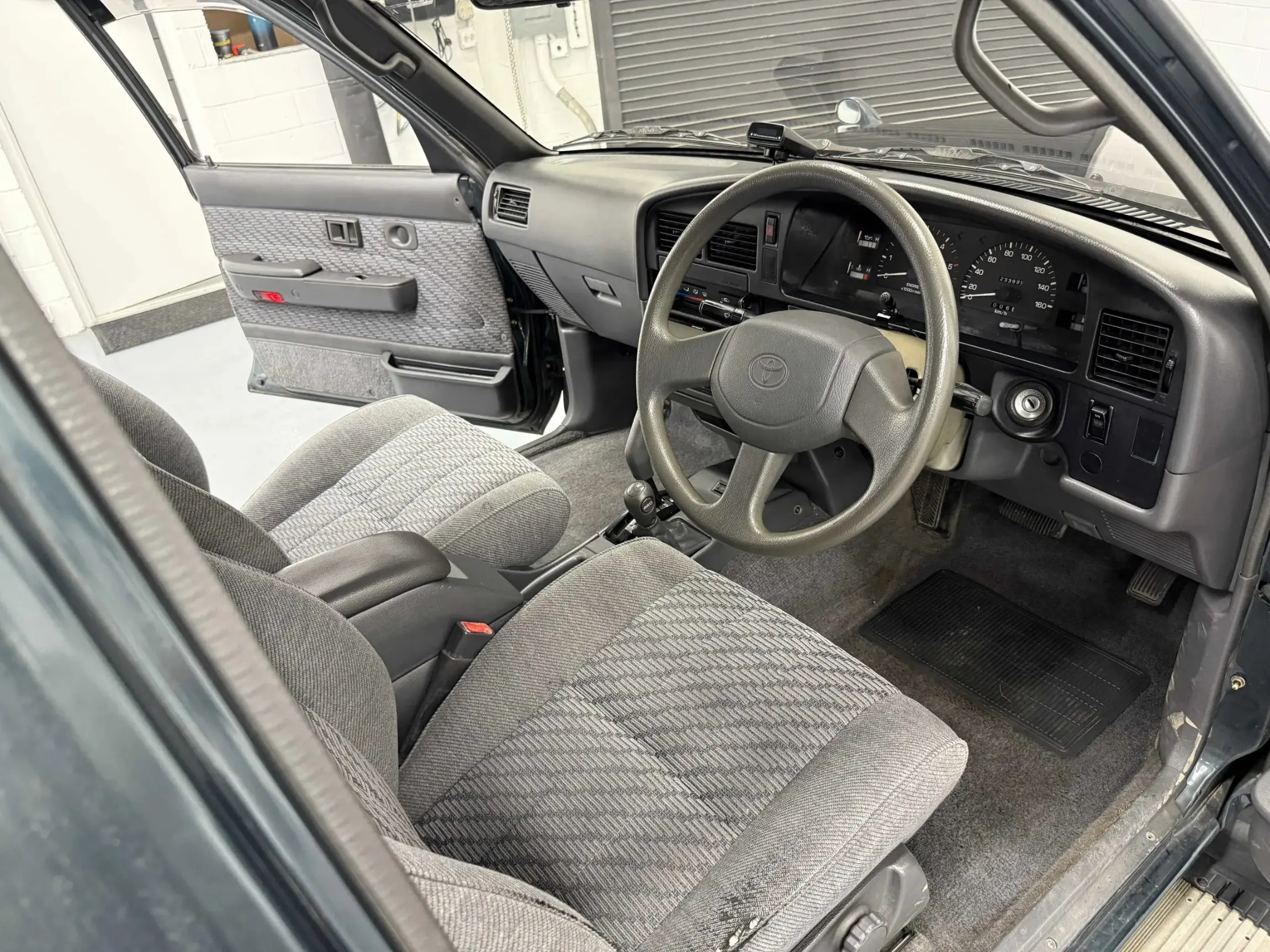 1997-toyota-hilux-turbo-diesel-ln112-for-sale-31