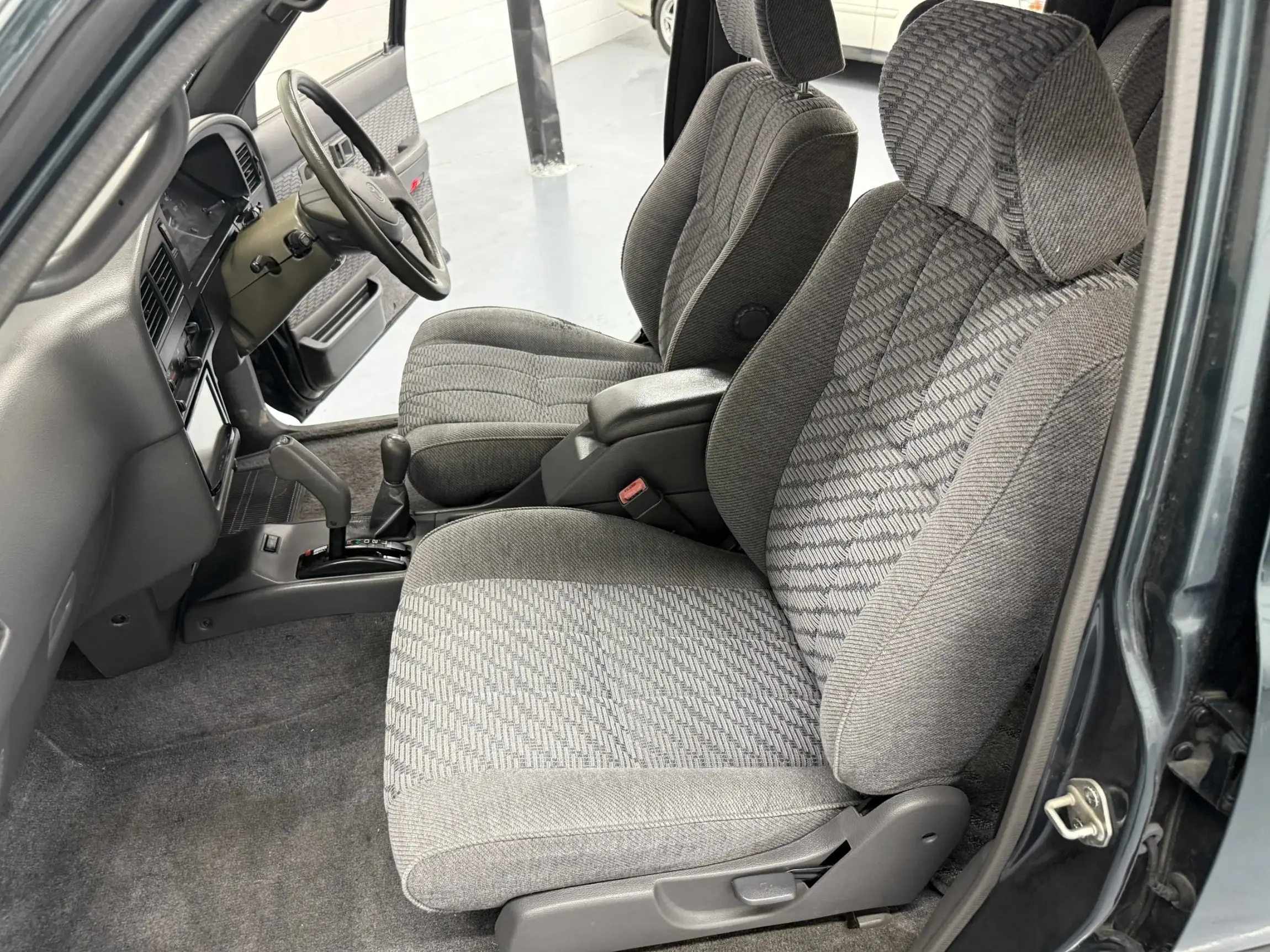 1997-toyota-hilux-turbo-diesel-ln112-for-sale-33