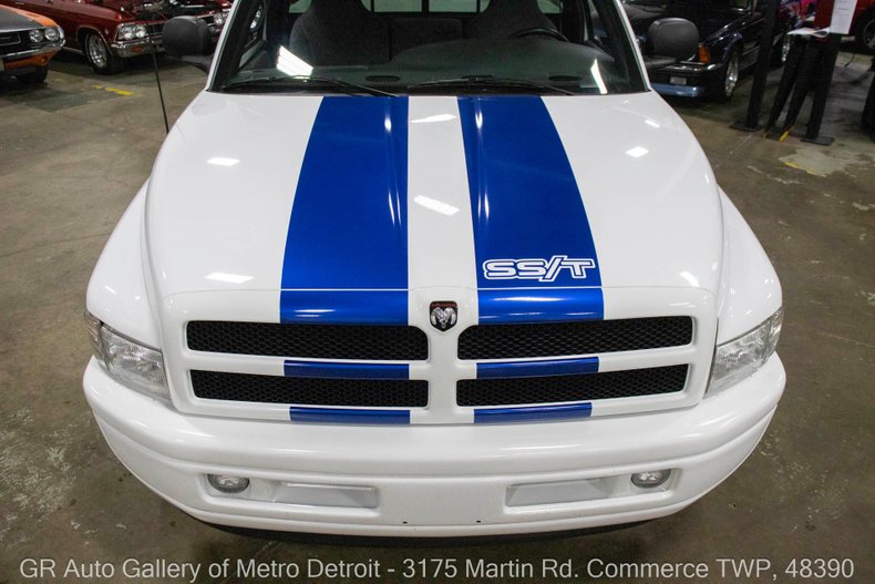 1998-dodge-ram-1500-ss-t (44)