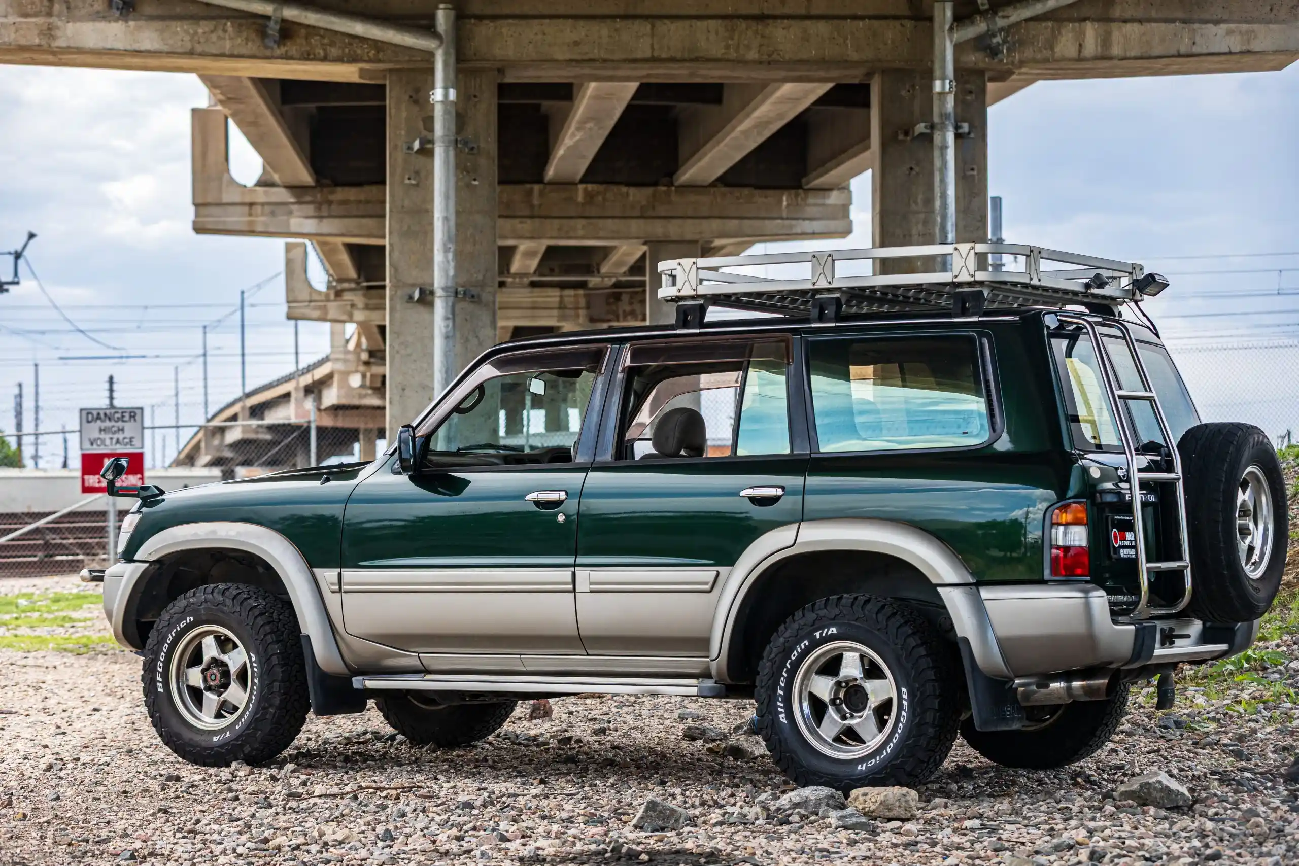 1998-nissan-safari-autech-edition-for-sale-47