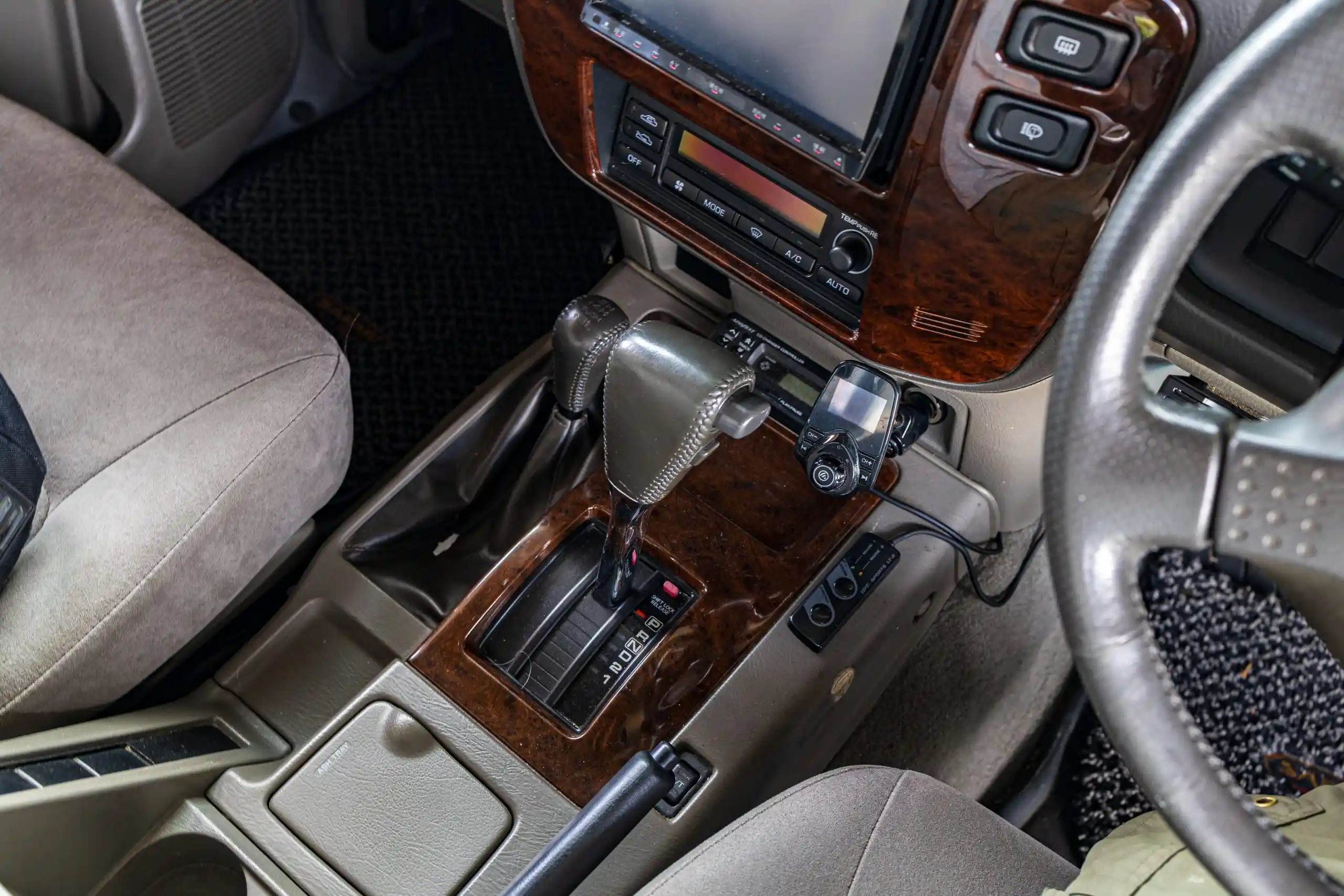 1998-nissan-safari-autech-edition-for-sale-66