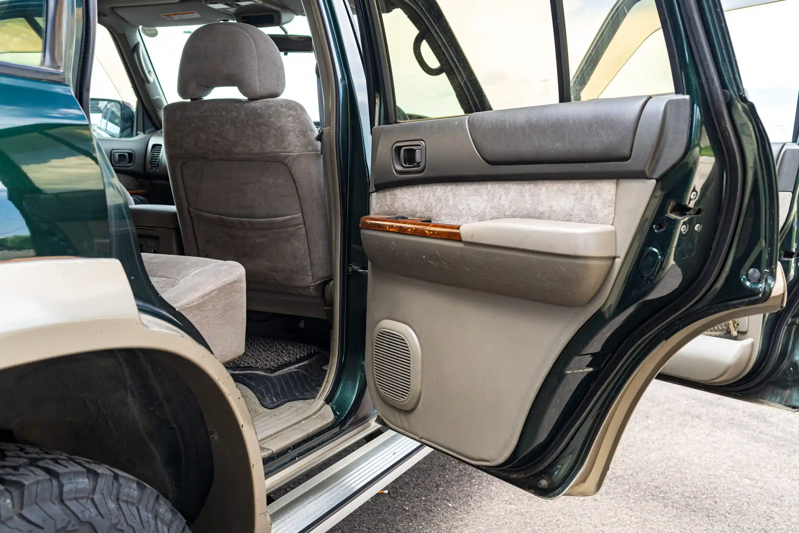 1998-nissan-safari-autech-edition-for-sale-89