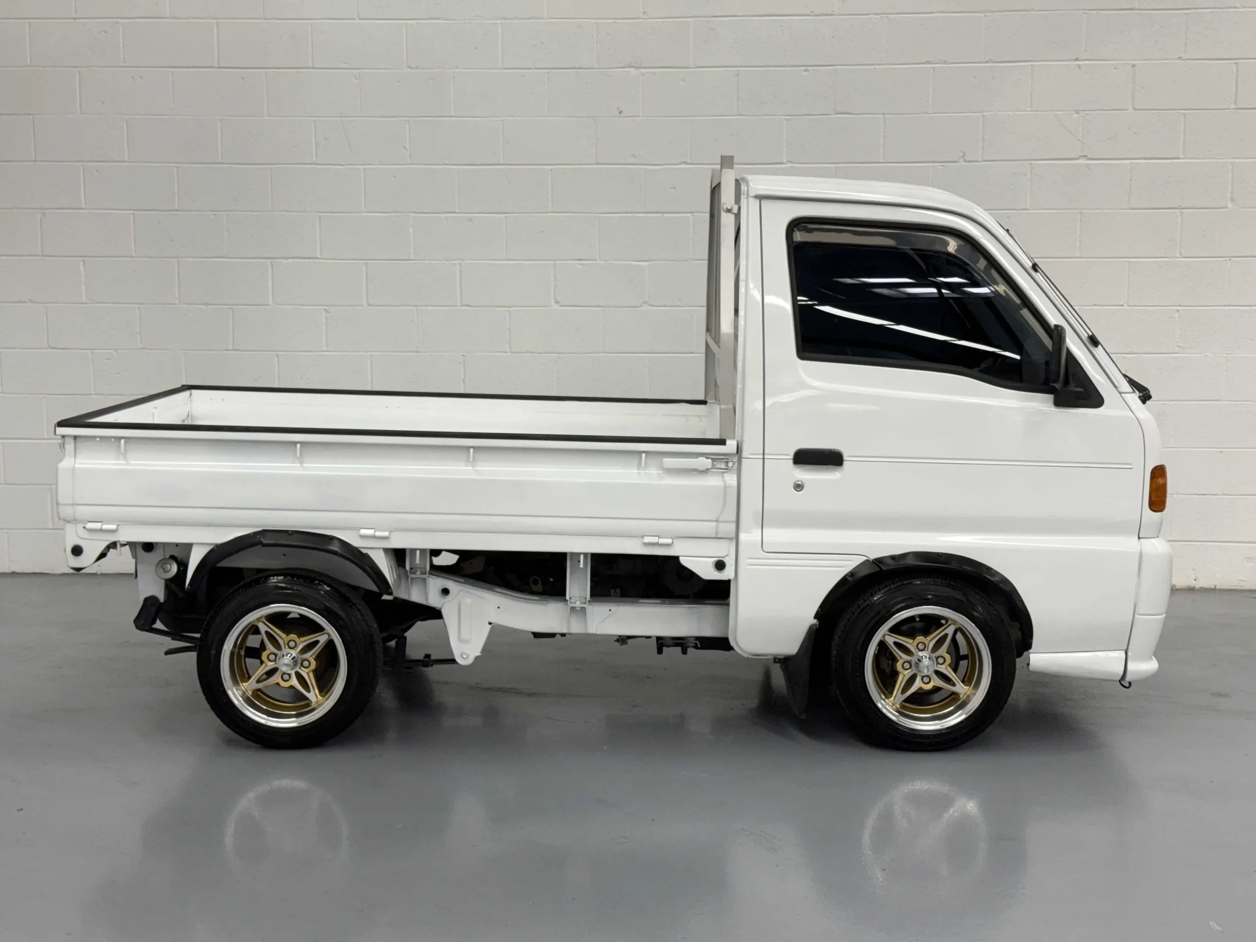 1998-suzuki-carry-mini-truck-for-sale-03