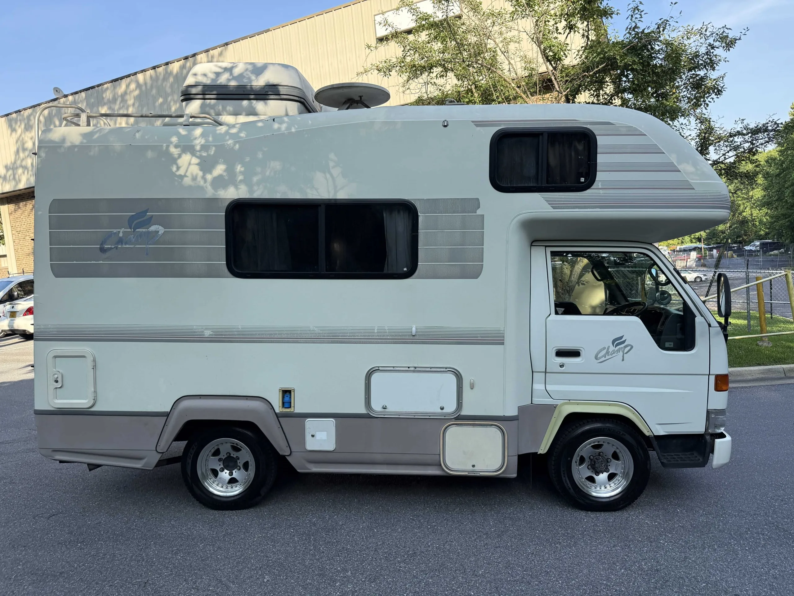 1998-toyota-camroad-for-sale-02