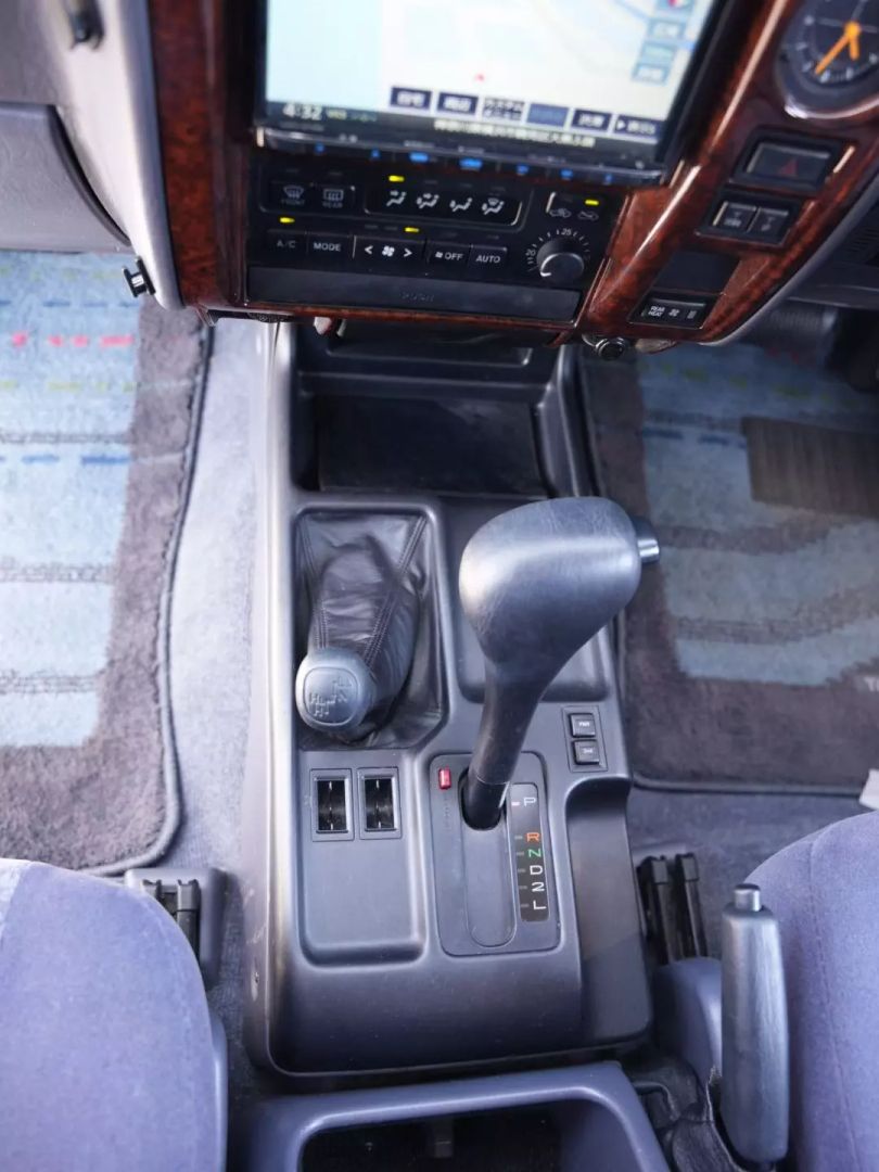 1998-toyota-land-cruiser-prado-for-sale-35