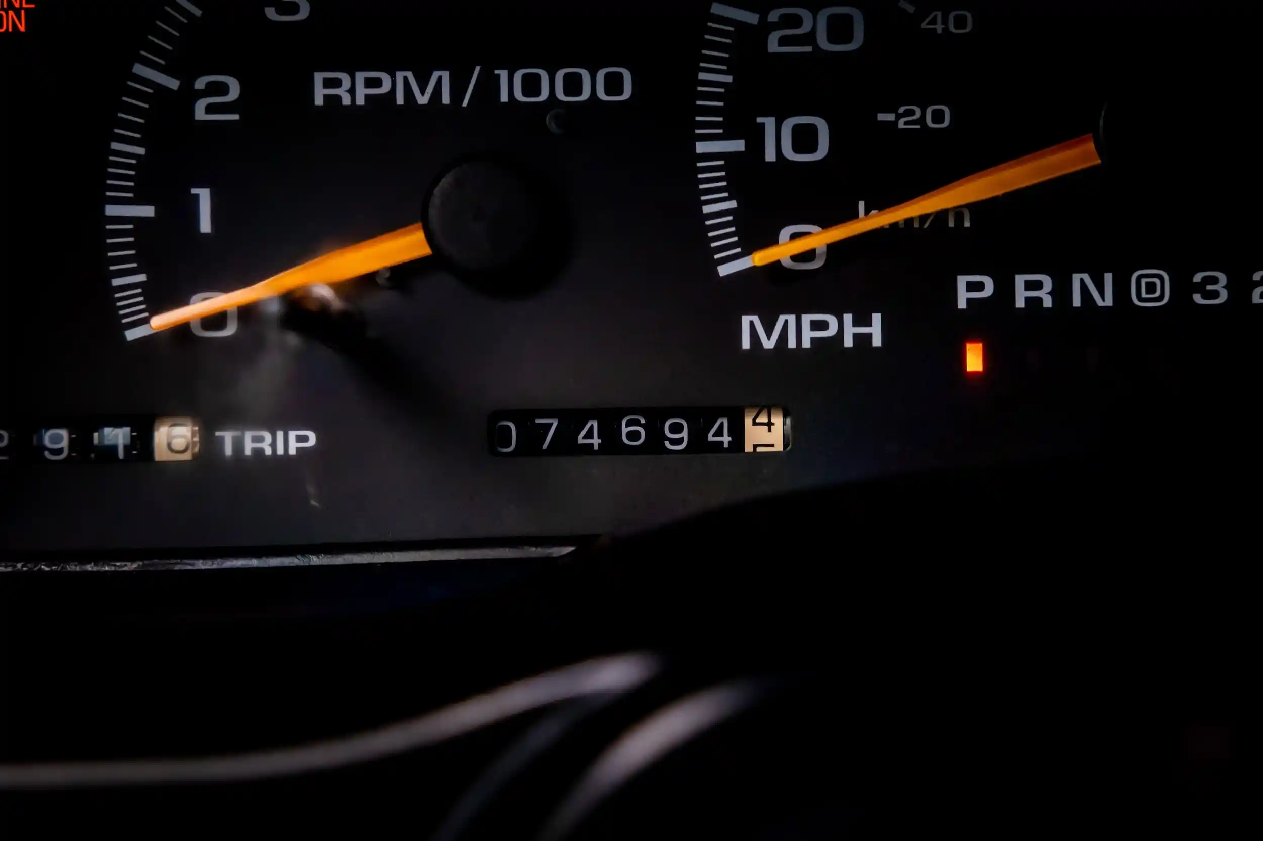 1999-chevrolet-tahoe-lt-2-door-for-sale-pelahm-al-13
