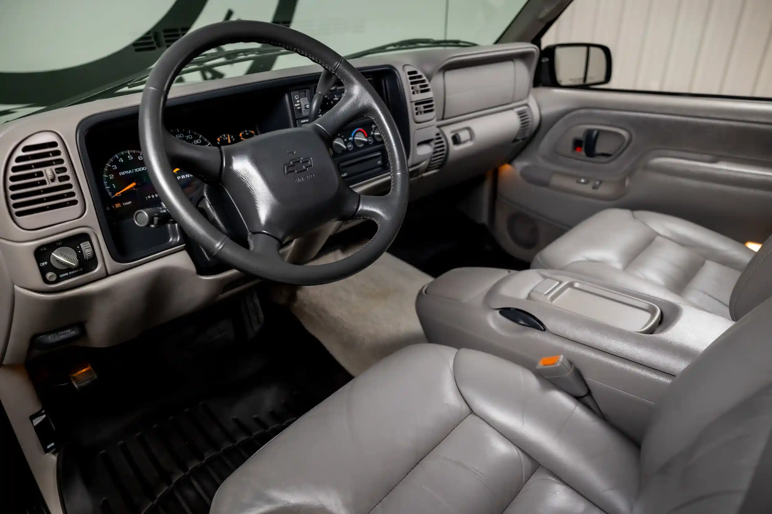 1999-chevrolet-tahoe-lt-2-door-for-sale-pelahm-al-17