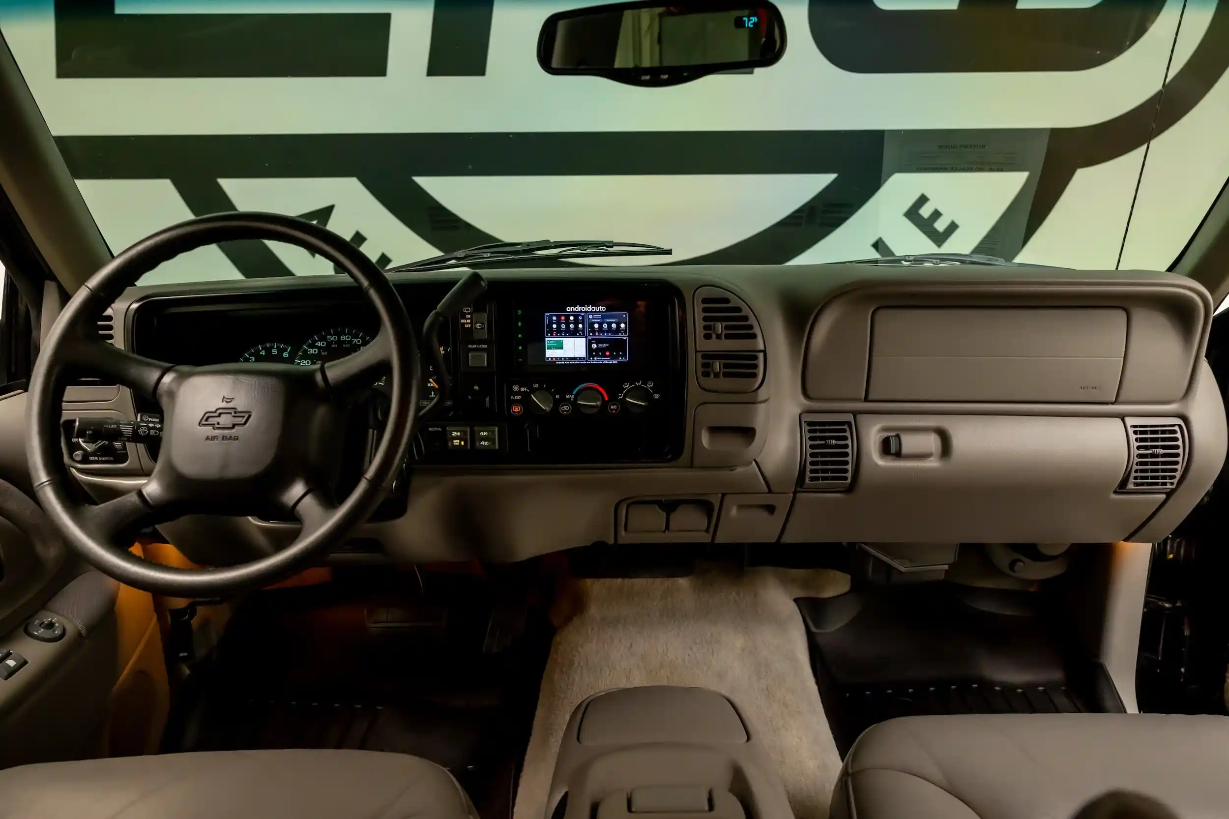1999-chevrolet-tahoe-lt-2-door-for-sale-pelahm-al-6